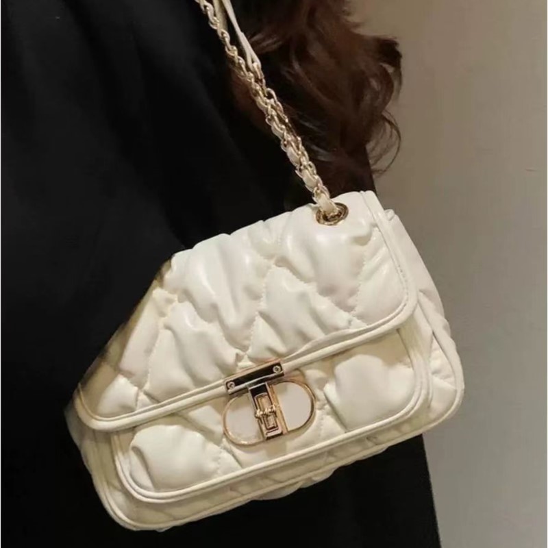 Elegant Pleated Chain Handbag  - огляд і ціна Quiet Luxury Bags Crossbody