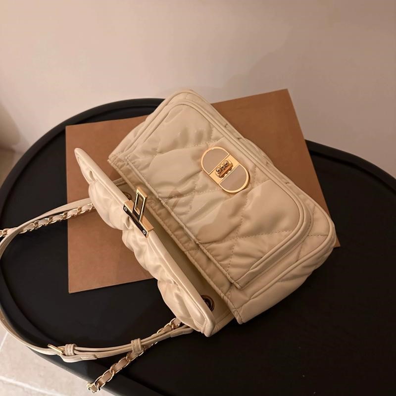 Elegant Pleated Chain Handbag  - огляд і ціна Quiet Luxury Bags Crossbody