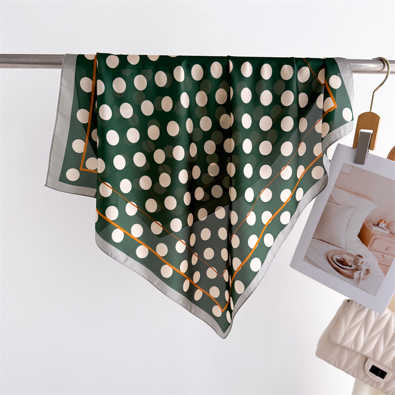 Luxury New Printed Scarves Wom - огляд і ціна Luxury Bags China Wholesale