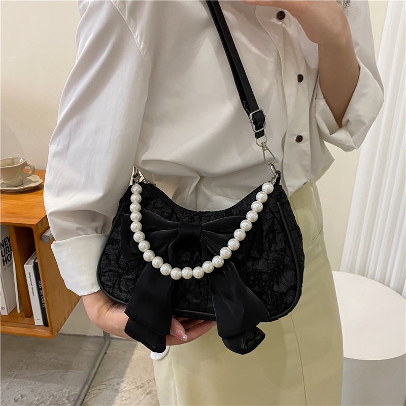White Folds Pearl Female Bag R - огляд і ціна Luxury Y2K Bags