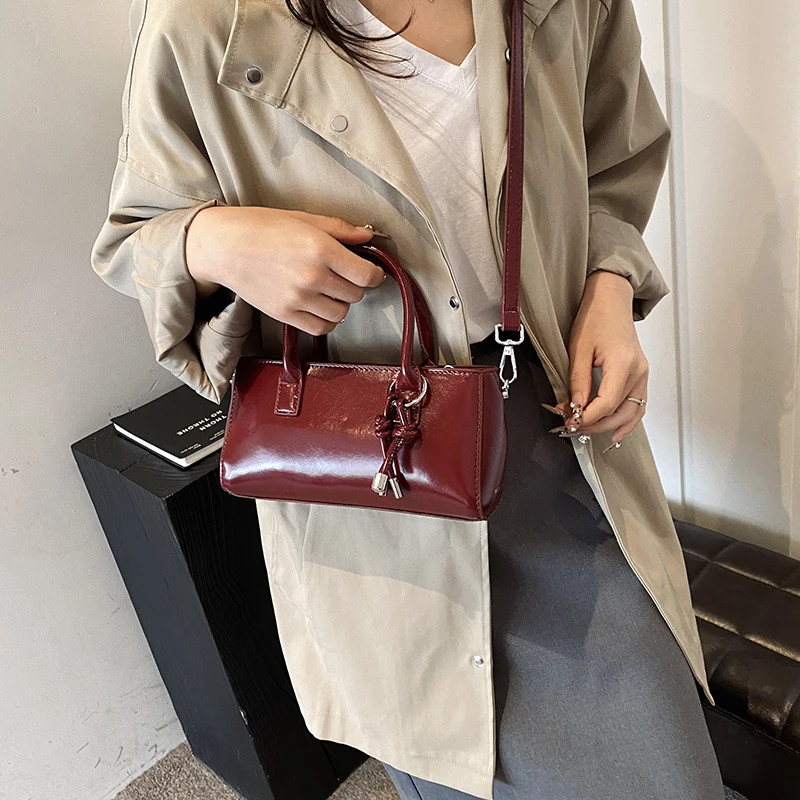 LEFTSIDE Small PU Leather Top- - огляд і ціна Luxury Y2K Bags