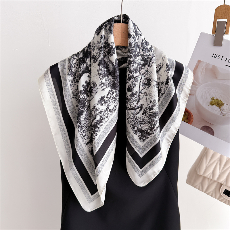 Luxury Jungle Printed Scarves  - огляд і ціна Luxury Bags China Wholesale