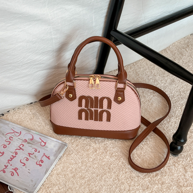 Luxe Essential Designer Diaper - огляд і ціна Luxury Bags Must Have