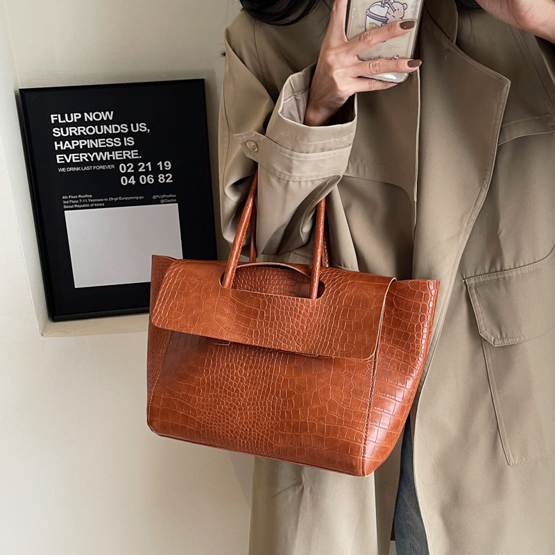 2024 New in Stone Pattern Big  - огляд і ціна Luxury Bags Edit